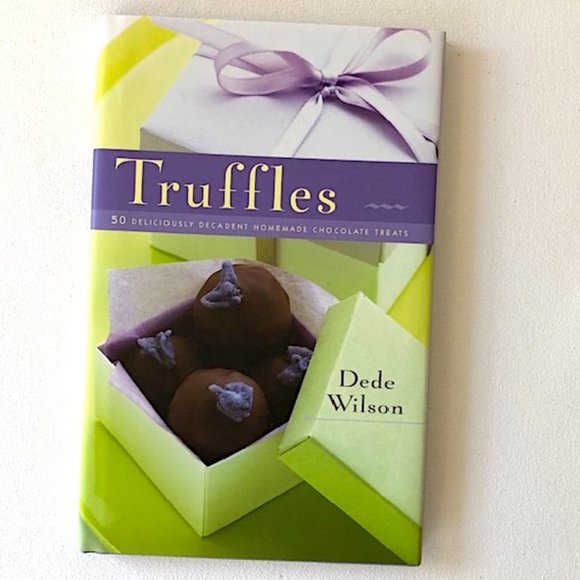 Chocolate Truffle Cookbook & Spatula Gift - Picture 12 of 15